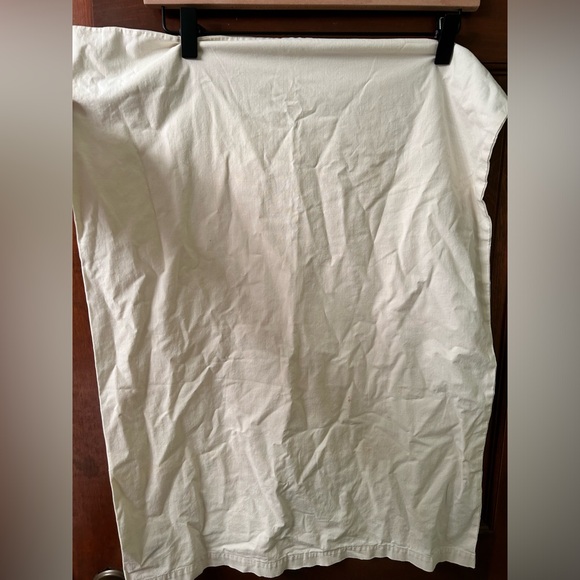 VTG Embroidered linen pillowcase with basket and flowers. Queen size - Picture 7 of 7